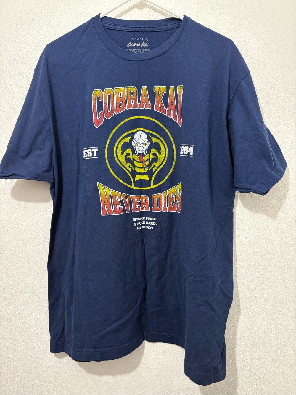 Cobra Kai Men’s  Graphic Shirt Size XL Navy Blue T-Shirt Tee 100% Cotton